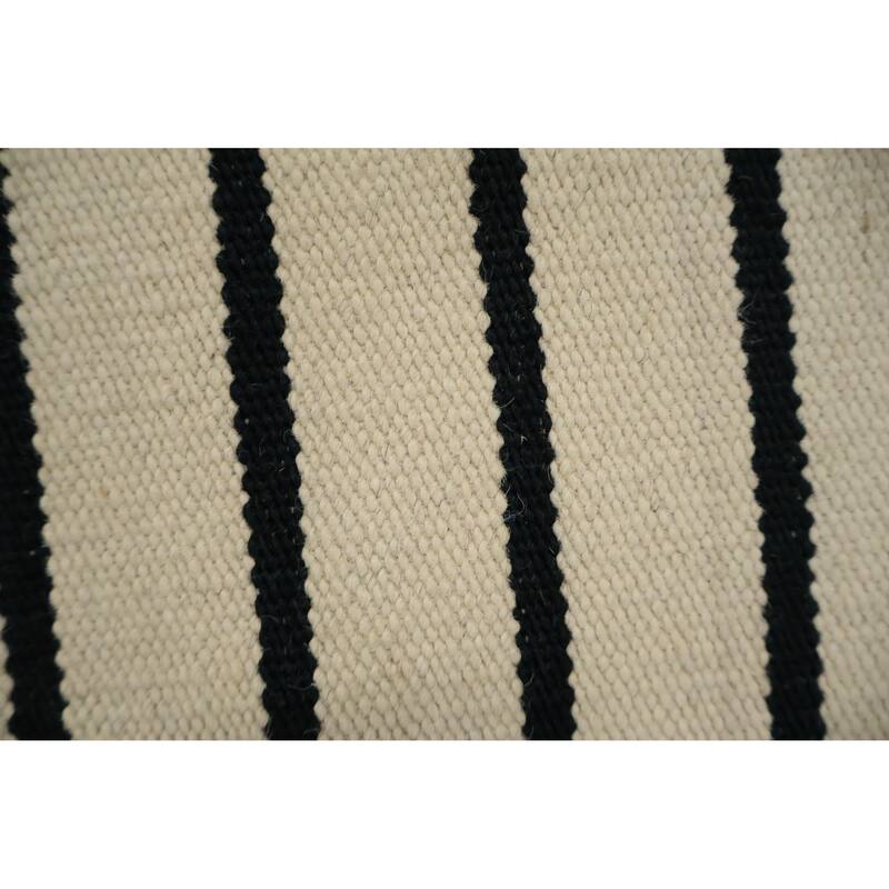 Hand Woven Oriental 100% Wool Carpet Southwestern Modern Beige & Ivories Kilim Area Rug - 5' 10'' X 4' 2''