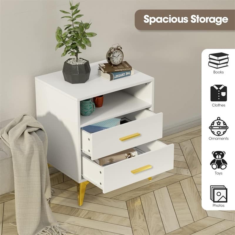 Nightstand with 3 Drawers