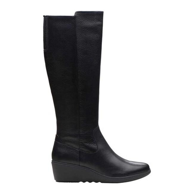 un tallara esa wedge boot