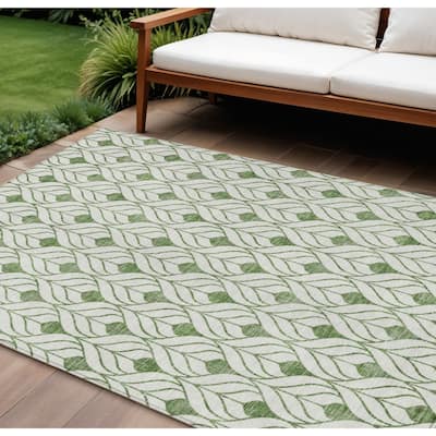 HomeRoots Geometric Transitional Rectangle Outdoor Rug