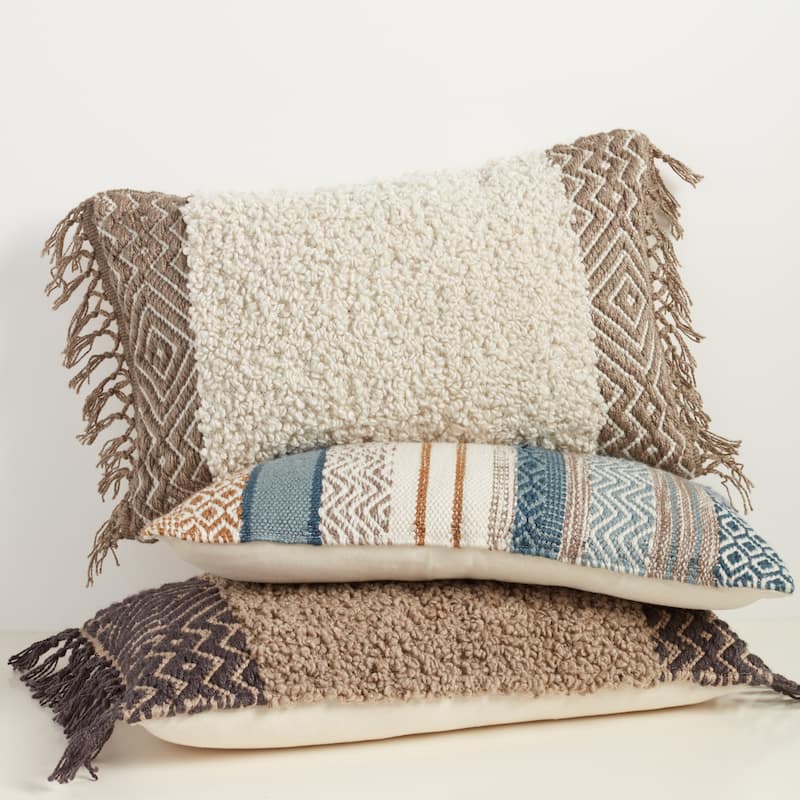 Rautha Geometric Blue/ Gold Indoor/ Outdoor Lumbar Pillow