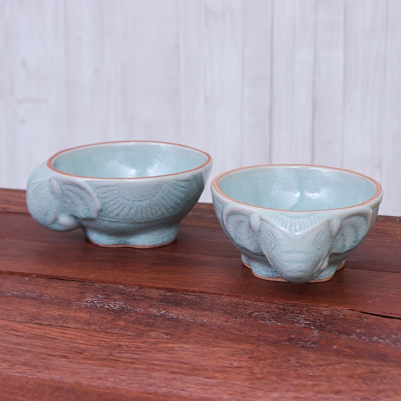 Novica Handmade Elephant Companion In Aqua Celadon Ceramic Bowls (Pair)