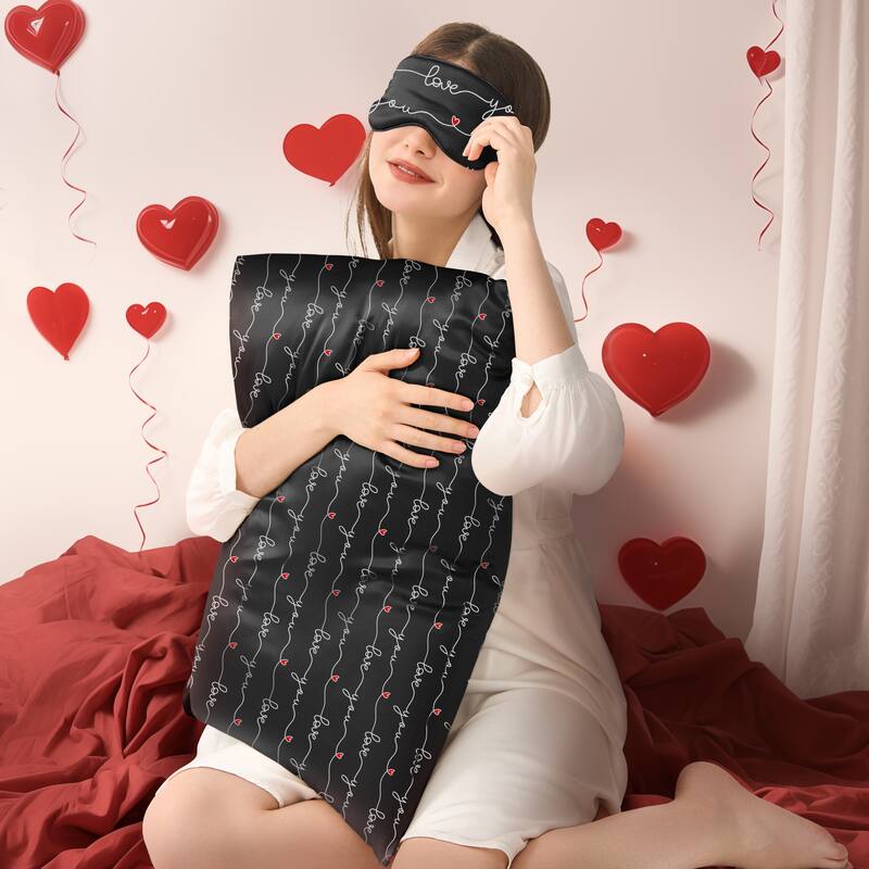 Wonderful Mulberry Silk Pillowcase and Eyemask Set