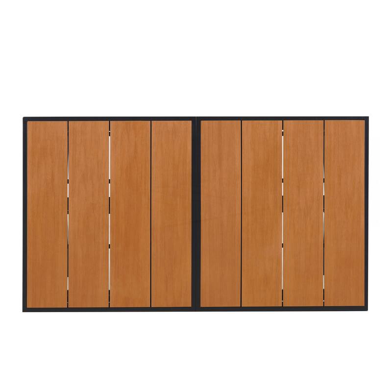 Experience Outdoor Dining Freedom with a Flexible Set