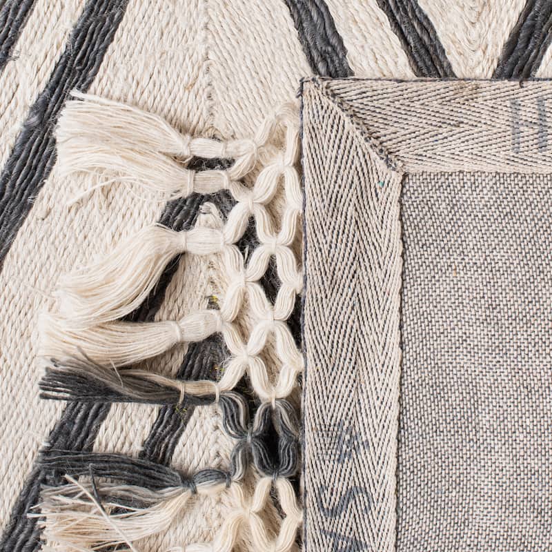 SAFAVIEH Handmade Sahara Daija Moroccan Jute Rug-