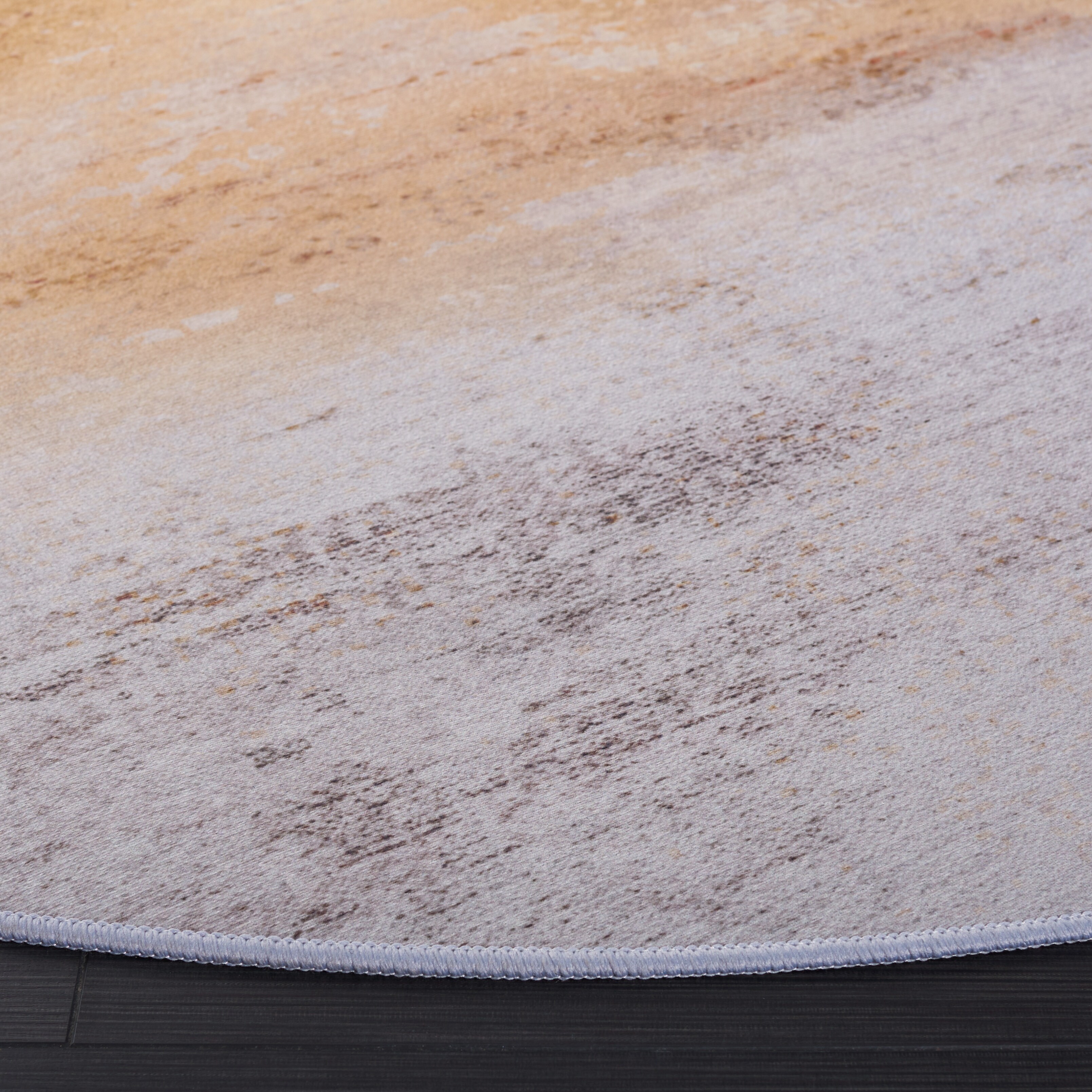 SAFAVIEH Tacoma Machine Washable Slip Resistant Jelena