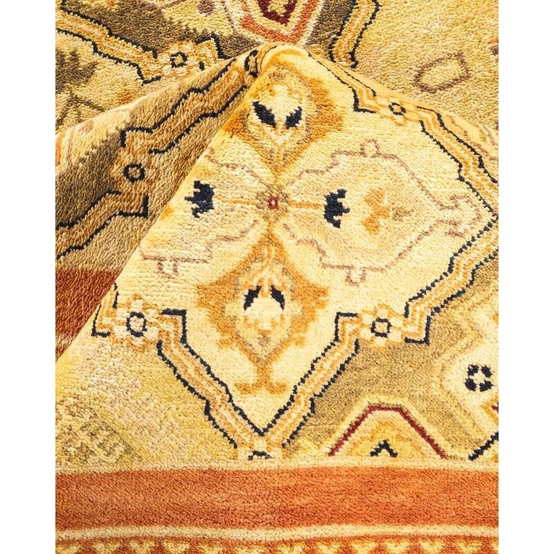Overton Handknotted Wool Contemporary Floral Brown Area Rug - 8' x 10'