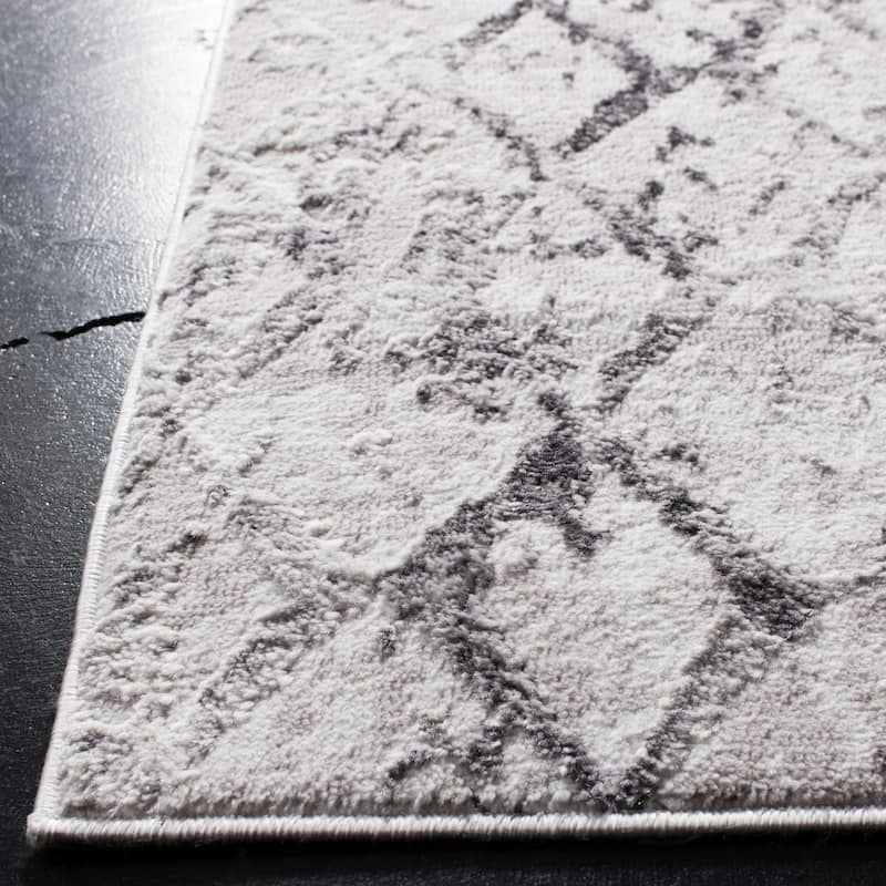 SAFAVIEH Amelia Selvete Modern Trellis Distressed Rug