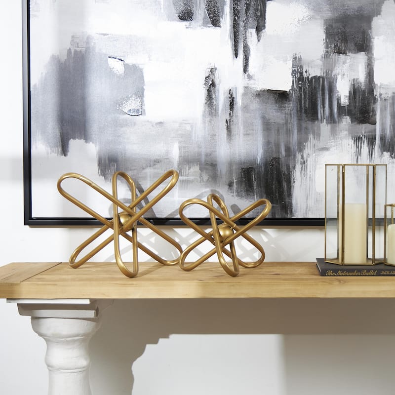 CosmoLiving by Cosmopolitan Gold Metal Linked Jack Decorative Sculpture with Orb Center (Set of 2) - Gold