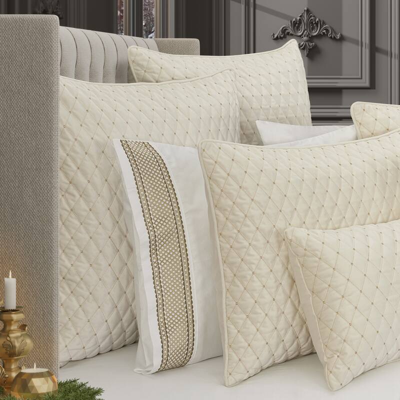 J. Queen New York Grandeur Christmas Euro Quilted Sham