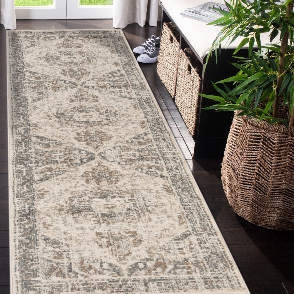 Alana Hashlei Light Beige Medallion Area Rug