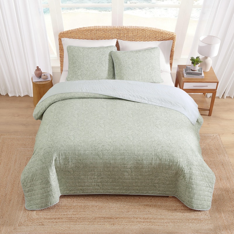 Tommy Bahama Caicos Isle Cotton Reversible Green Quilt Set