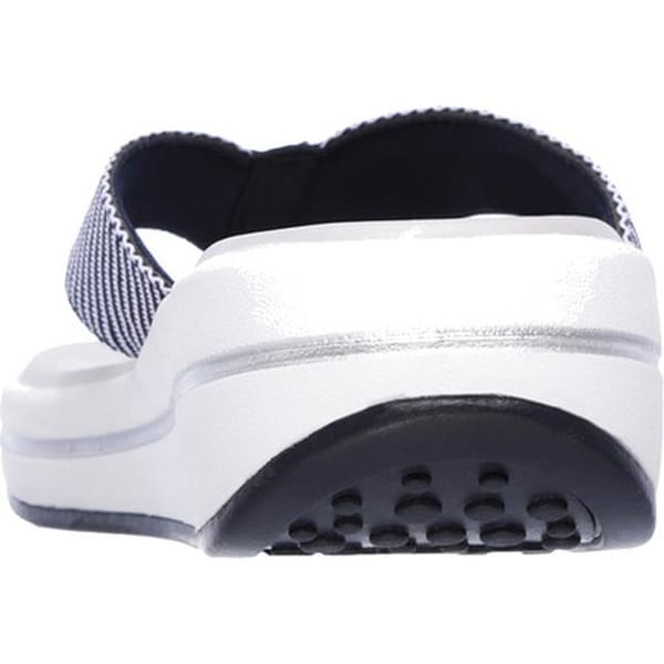 skechers upgrades sailin