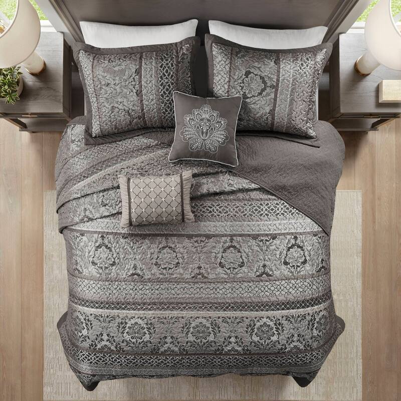Madison Park Venetian Oversized 5-Piece Jacquard Bedspread Quilt Set with Matching Shams and Embroidered Throw Pillows