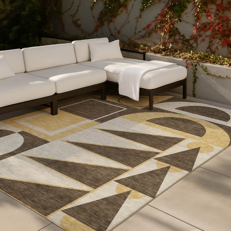 Machine Washable Indoor/ Outdoor Modern Crowley Chantille Rug