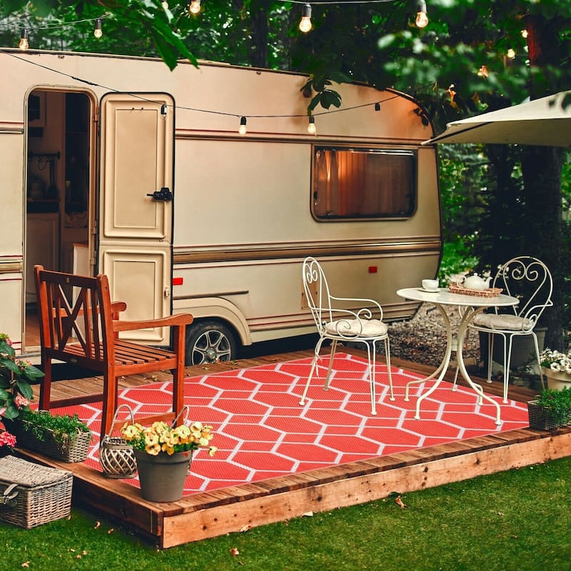 Miami Design 100% Eco-friendly Lightweight Plastic Outdoor Mat/Rug