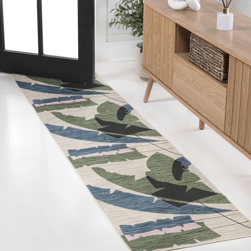 JONATHAN Y Shelby Coastal Vintage Abstract Palm Leaf Indoor/Outdoor Area Rug