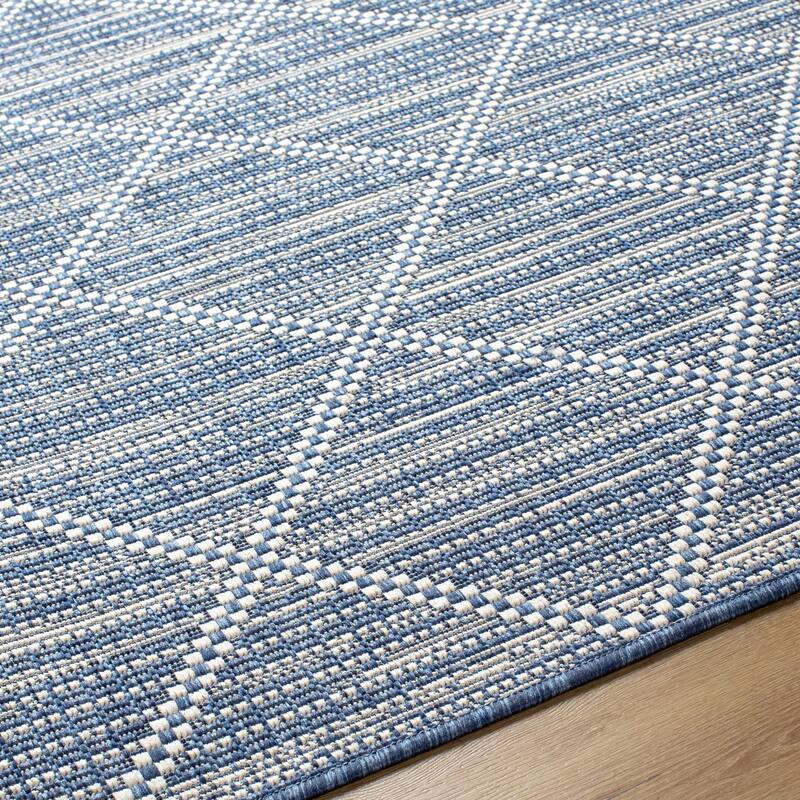 Livabliss Ravello Transitional Trellis Indoor/ Outdoor Area Rug