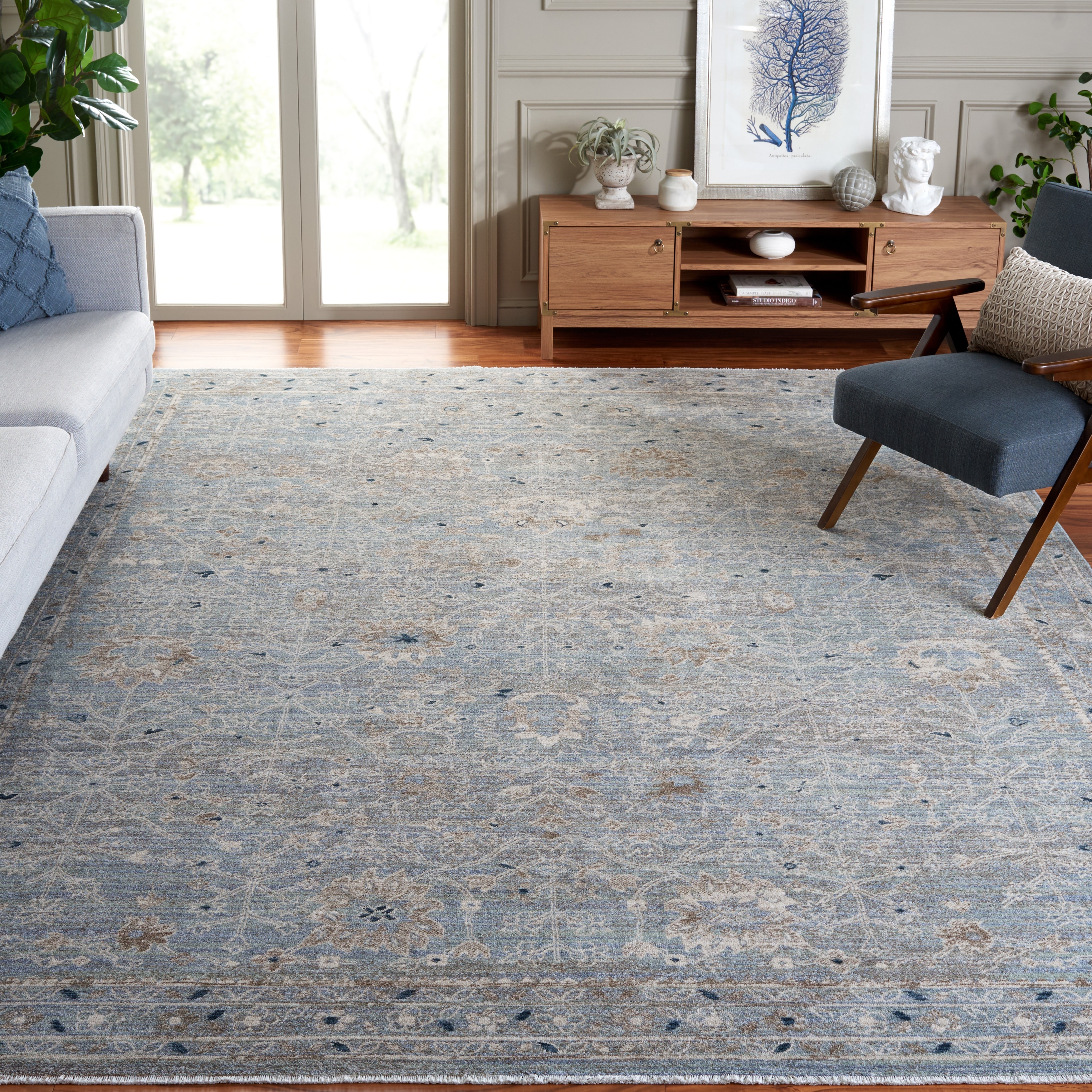 SAFAVIEH Antique Yasuyo Fatemeh Traditional Rug