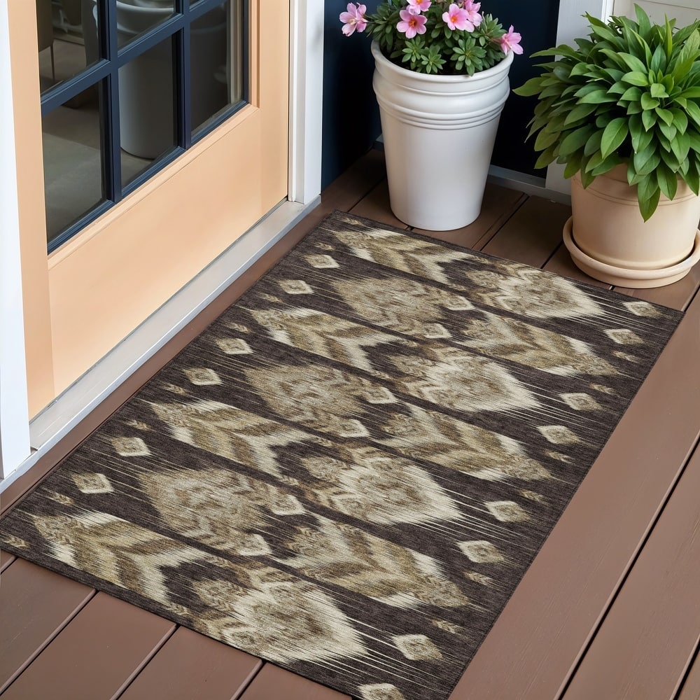 HomeRoots Southwestern Transitional Rectangle Outdoor Rug