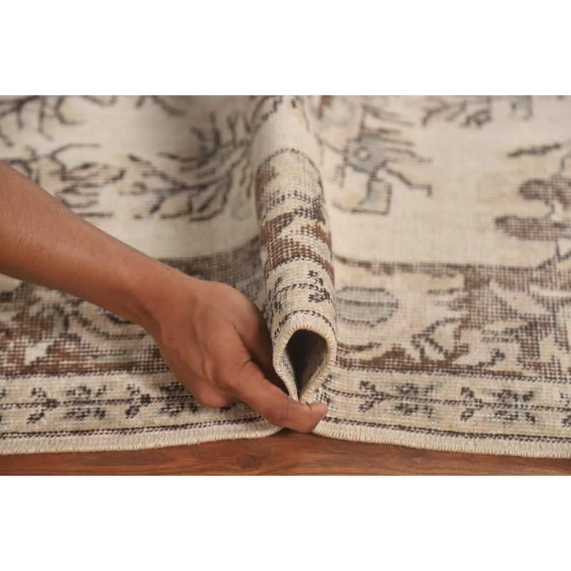 Distressed Ivory Sparta Turkish Vintage Area Rug Handmade Wool Carpet - 5'9"x 9'2"