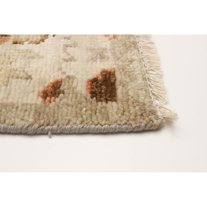 ECARPETGALLERY Hand-knotted Jules Serapi Light Khaki Wool Rug - 6'0 x 8'11