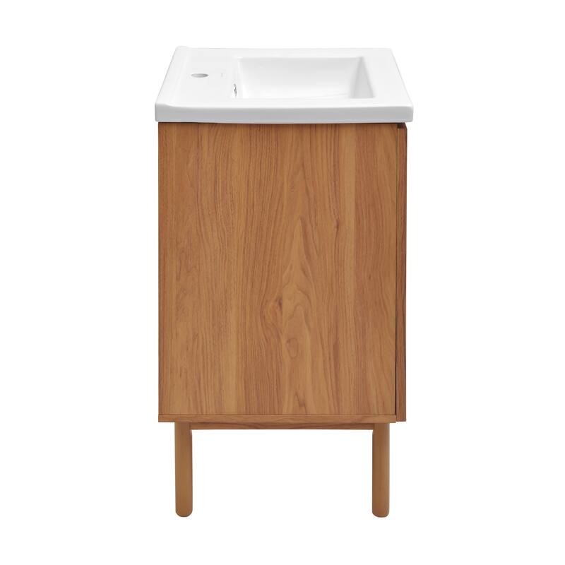 Classe Bathroom Vanity in Oak