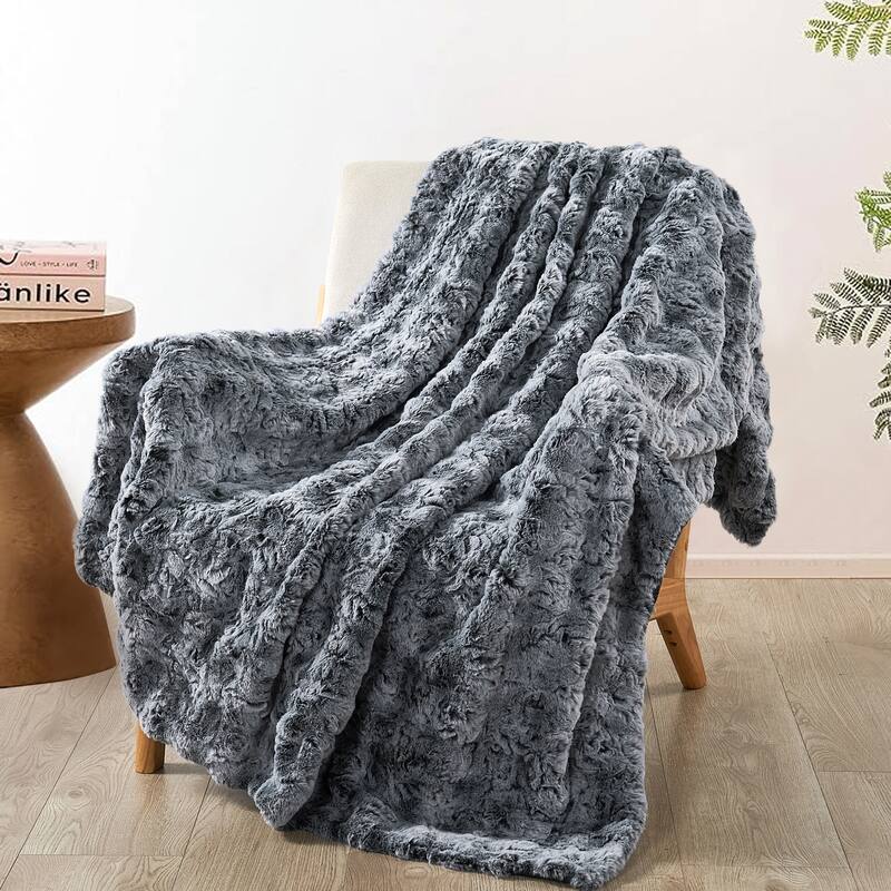 Variegated Warm Plush FauxFur Throw Cozy and Furry Blankets for Sofa