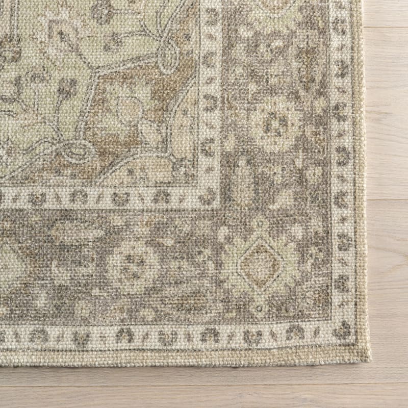 Spindle Medallion Wool and Cotton Area Rug