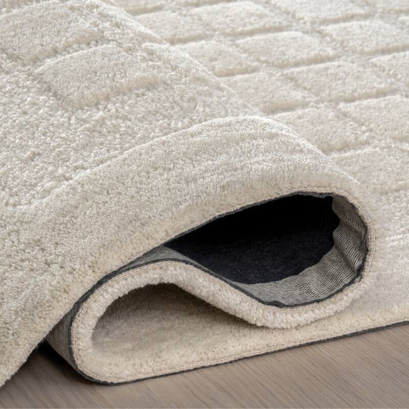 Fritz Checkered Wool Area Rug