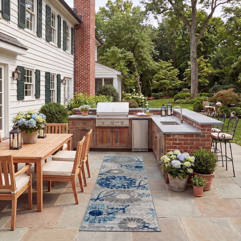 SAFAVIEH Cabana Hillechien Indoor/ Outdoor Waterproof Patio Floral Rug
