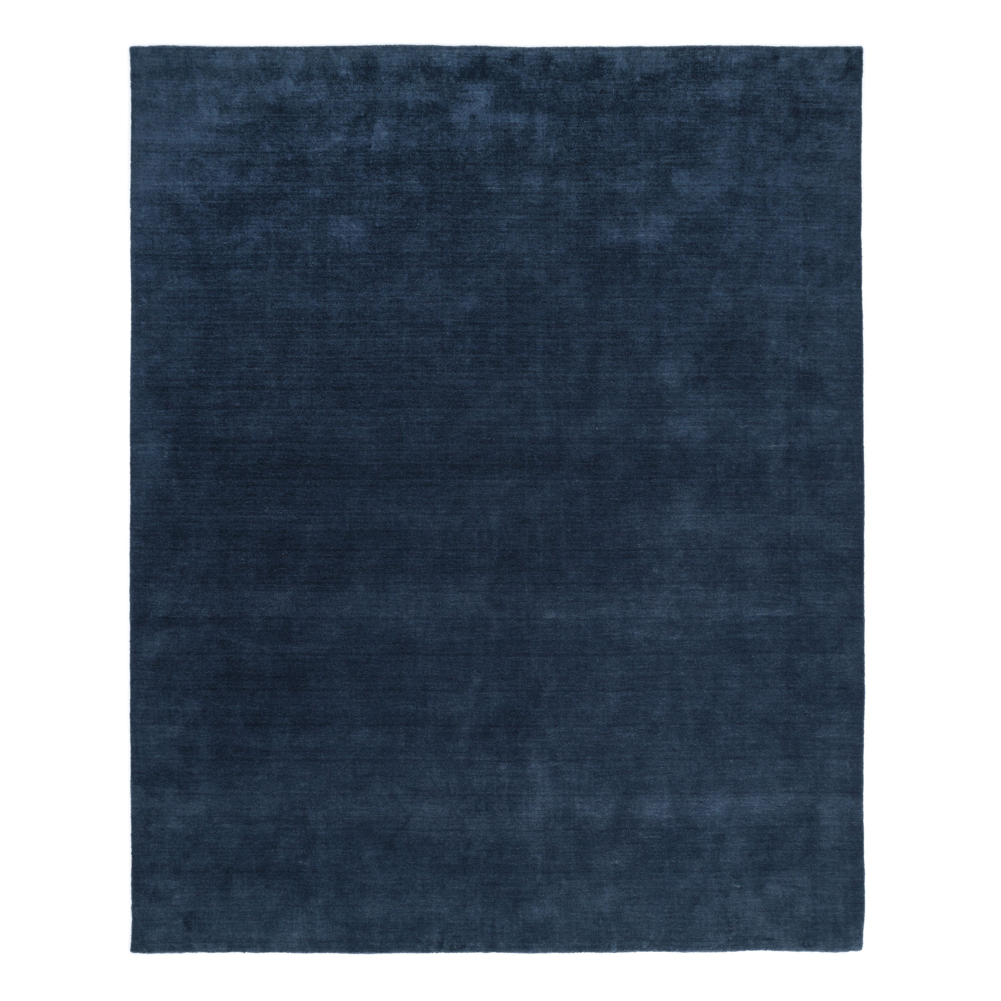 Overton Handmade Modern Contemporary Solid Area Rug