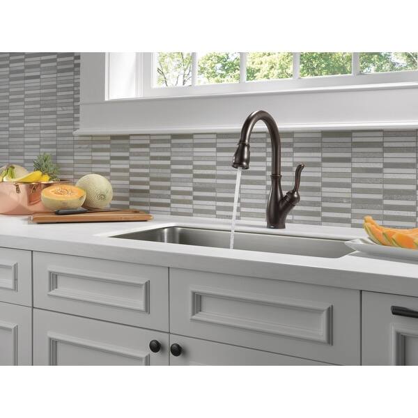 Shop Delta 9178t Leland Pull Down Kitchen Faucet With On Off Touch