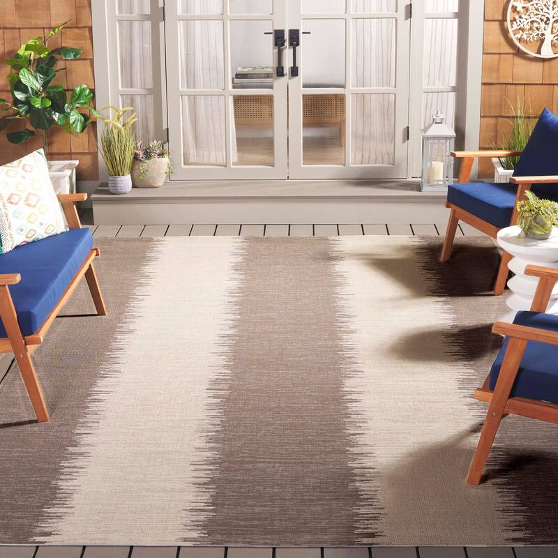 SAFAVIEH Courtyard Elizaveta Indoor/ Outdoor Rug - 8' x 11' - Beige/Brown