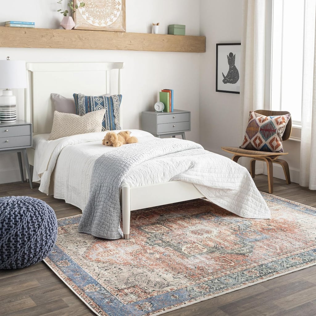 Livabliss Amelie Traditional Washable Area Rug