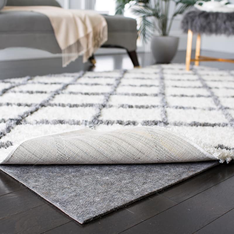SAFAVIEH Rug Pad Thick 1/4" Cushion with Slip-Resistant Rubber Backing - Grey - 5' x 8'