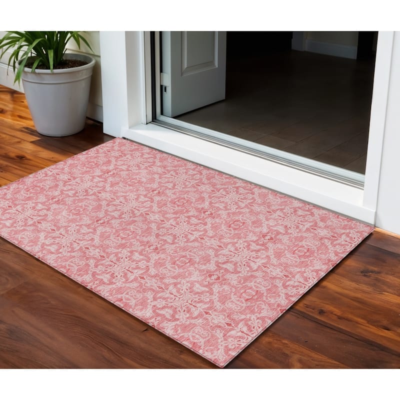 HomeRoots Medallion Transitional Rectangle Outdoor Rug - 3' x 5'