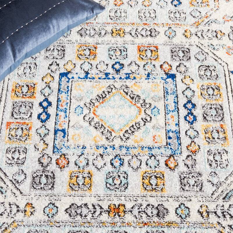 SAFAVIEH Tulum Raziyeh Boho Rug