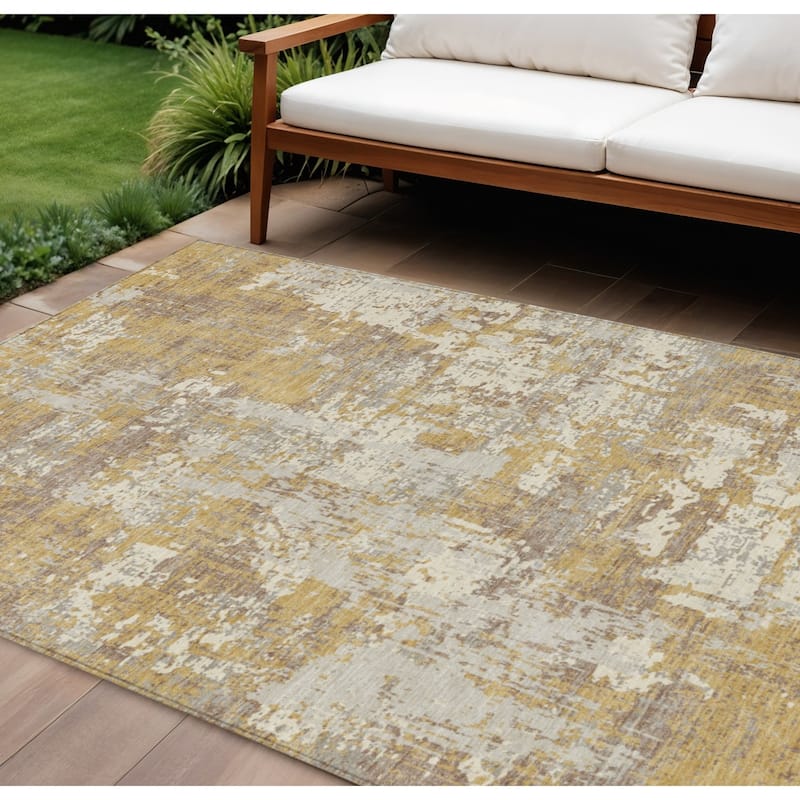 HomeRoots Abstract Transitional Rectangle Outdoor Rug - 8' X 10'