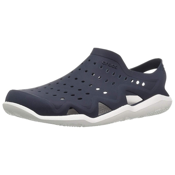 mens closed toe crocs
