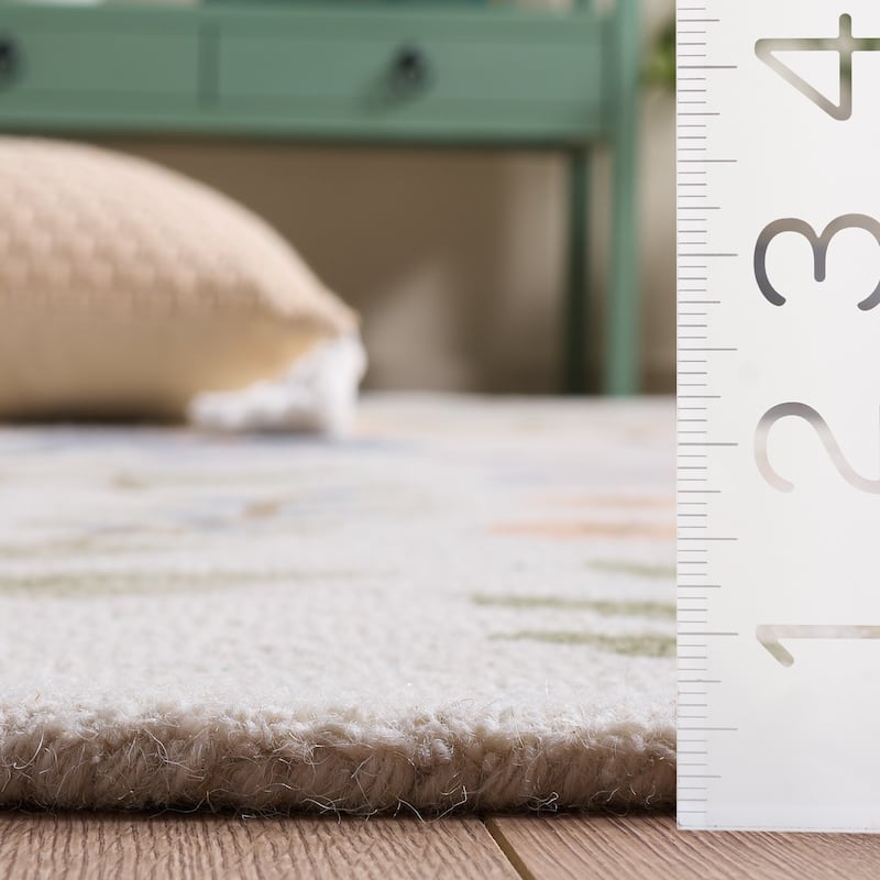 SAFAVIEH Handmade Jardin Mitrita Shabby Elegance Wool Rug