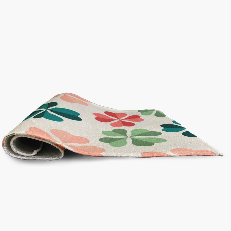 Lucky Patch St. Patrick's Day Chenille Indoor/Outdoor Rug