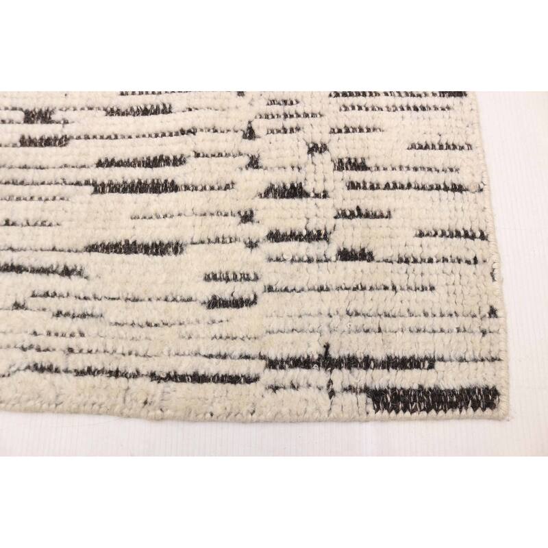 ECARPETGALLERY Hand-knotted Tangier Cream Wool Rug - 4'11 x 7'9