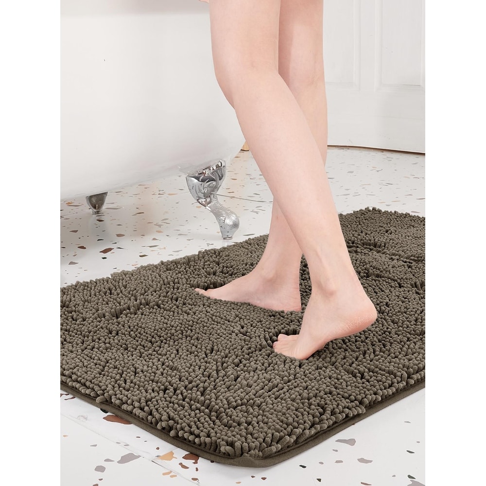 https://ak1.ostkcdn.com/images/products/is/images/direct/d9b4b3f226aa69c3bd4769cfde184319f827bb9d/Deconovo-Plush-Absorbent-Thick-Chenille-Bath-Rugs.jpg