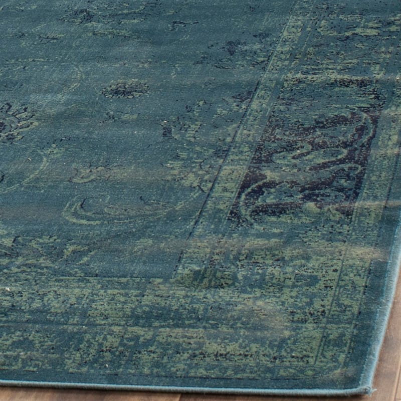 SAFAVIEH Helve Vintage Distressed Boho Oriental Area Rug