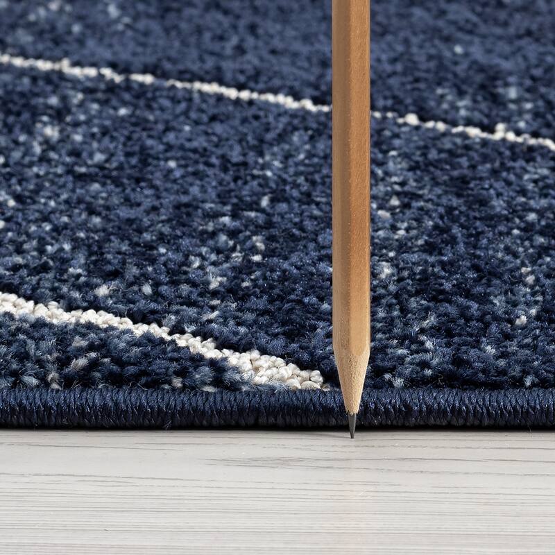 Mayson Mid-Century Modern Diamond Indoor Area Rug