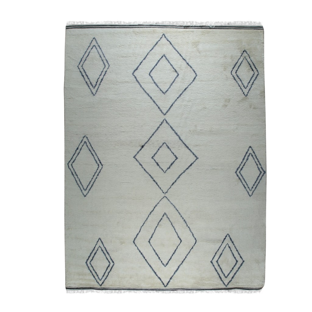 Ivory Hand Knotted Wool Moroccan Rug, 6' x 9', plush cozy floor accent - L