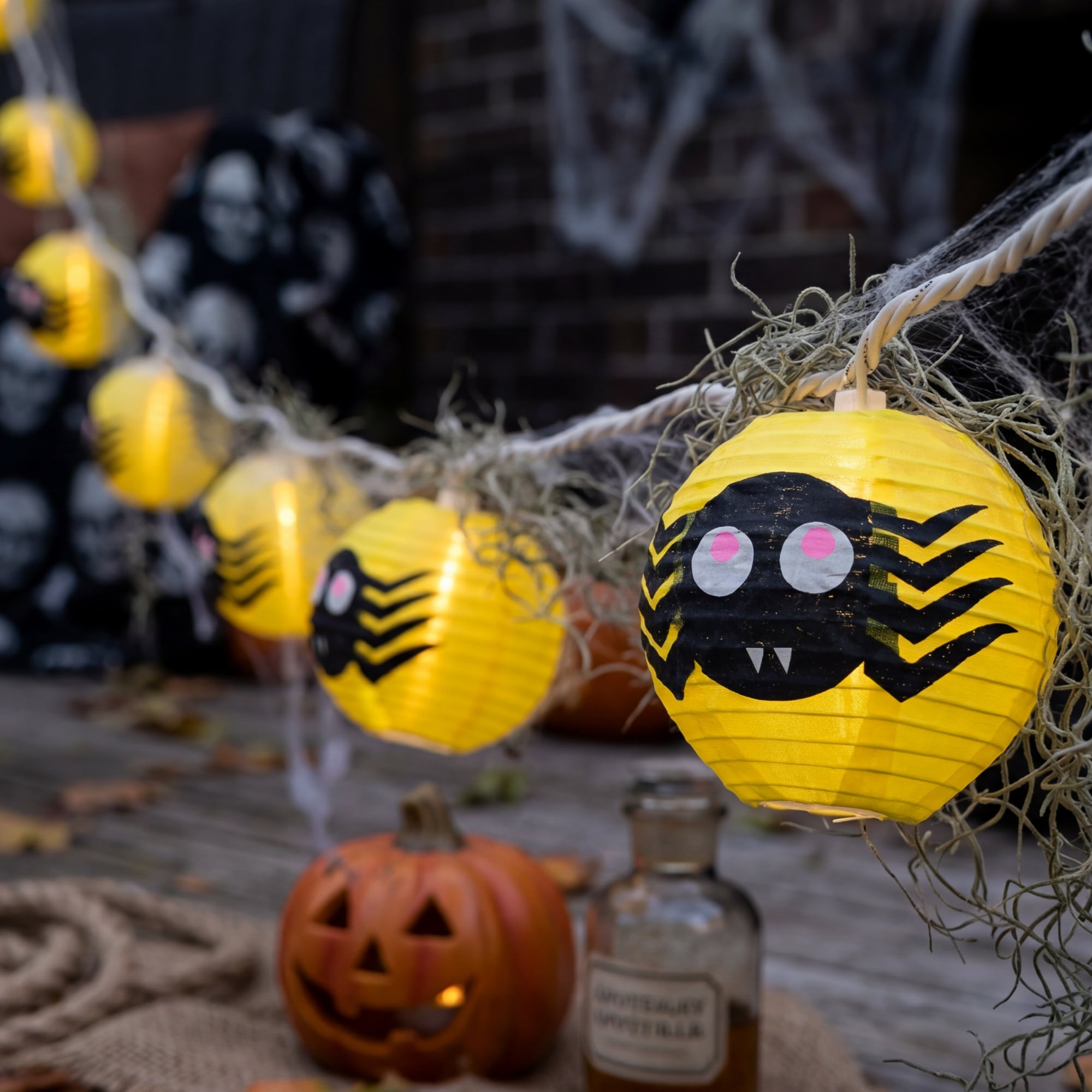 10 Yellow Black Spider Paper Lantern Halloween Lights 8.5ft White Wire