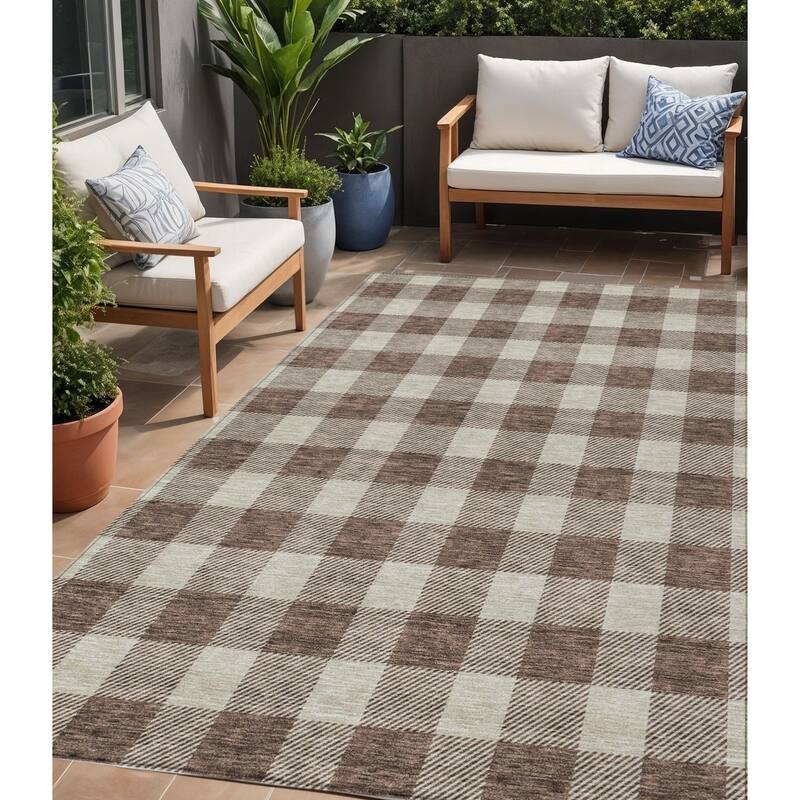 HomeRoots Plaid Transitional Rectangle Outdoor Rug - 5' X 8'