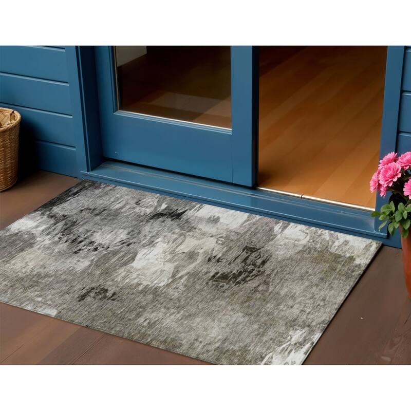 HomeRoots Abstract Transitional Rectangle Outdoor Rug - 3' x 5'